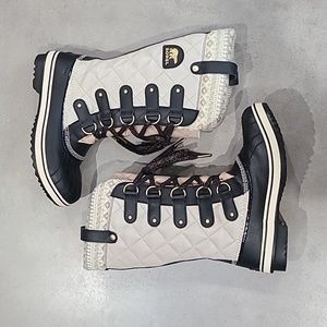 Sorel Women's Black and Cream Winter Rain Boots